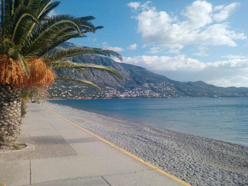 Deili Studio Loft Kalamata Exteriör bild